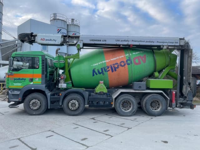 Domíchávač 9 m³ pás 17 m